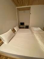 coins hostel tenjin