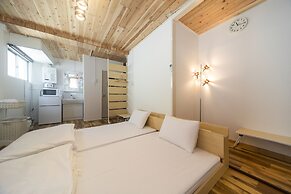 coins hostel tenjin