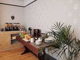 Adams Guest House
