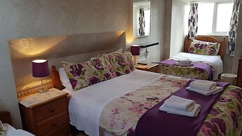 Adams Guest House