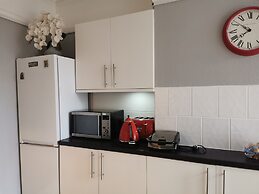 Adams Guest House
