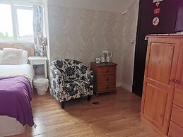 Adams Guest House