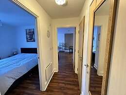 Grand Central Apartments, Centro