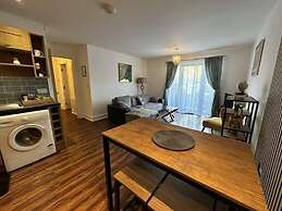 Grand Central Apartments, Centro