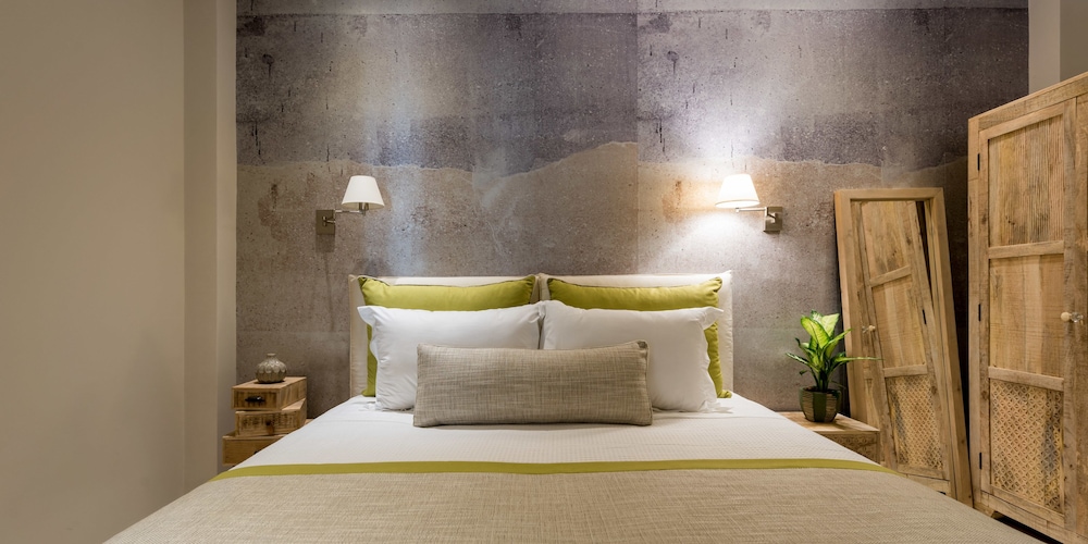 Ambeli luxury villa