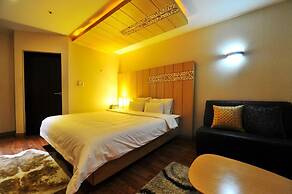 Hotel K