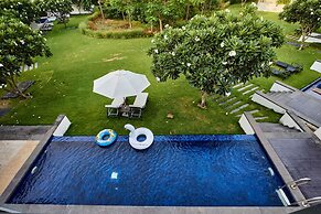 Vacation Homes Pool Villa