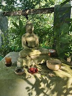 Jungle house