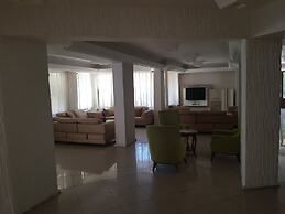 Malhun Hotel