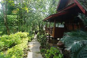 Rai Aeifoon Resort