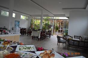 Hotel Uygar