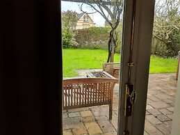 Weirholme Annex