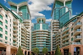 Luxury Modern 2BD Flat in Centre