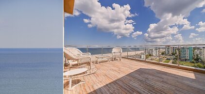 Sea View Penthouse Mamaia
