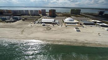 Chic Sea View Apartment Mamaia