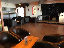Lyndene Hotel