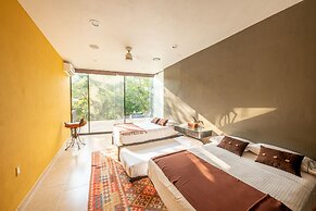 Casa Ave del Risco (Villa con río y cascada al interior)
