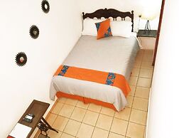 Hostal Las Puertas - Hostel
