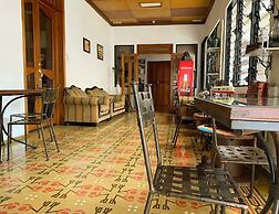 Hostal Las Puertas - Hostel