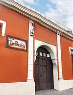 Hostal Las Puertas - Hostel