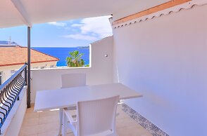 Mina Apart Hotel