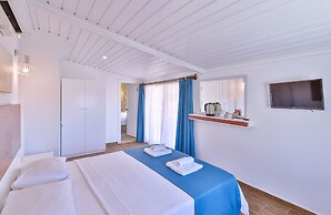 Mina Apart Hotel