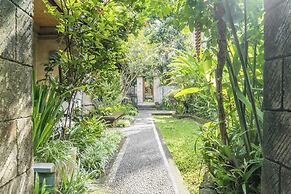 Sari Bamboo Bungalows