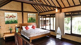 Sari Bamboo Bungalows