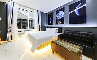 Bentley Business Hotel