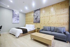 CYGNUS Hotel