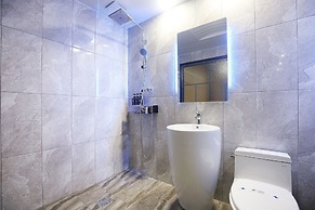 CYGNUS Hotel