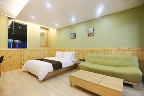 CYGNUS Hotel