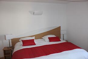 Hotel Restaurant Le Champs des Lys