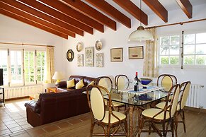 G Rentals Villa Binigo