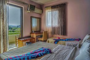 Kokoni Beach Hotel