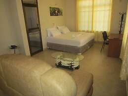 FQ Hotel