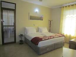 FQ Hotel