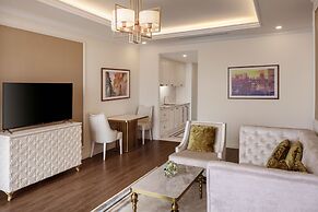 Melia Vinpearl Danang Riverfront