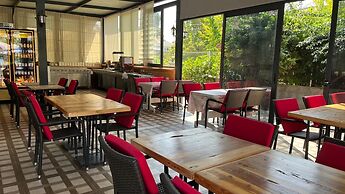 Tugay Hotel