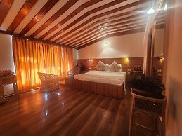 The Chalets Naldehra