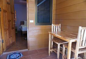 Lampang Bouteak Resort