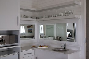 Tete Ferry Sun