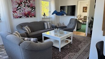 Hine Bakke Guest House