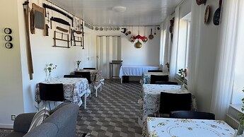 Hine Bakke Guest House