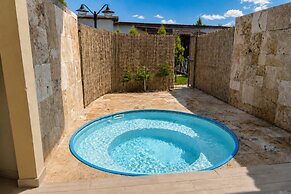 216 North Hotel & Wellness-Spa
