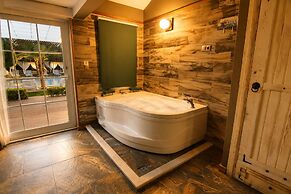 216 North Hotel & Wellness-Spa