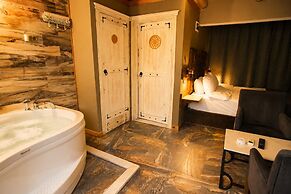 216 North Hotel & Wellness-Spa