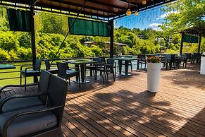 216 North Hotel & Wellness-Spa