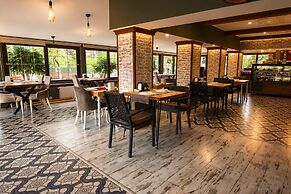 216 North Hotel & Wellness-Spa