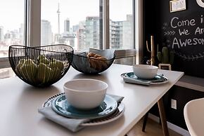 QuickStay CN Tower View Condo in Fort York
